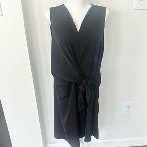 Jade Black Sleeveless Front Knot Dress L